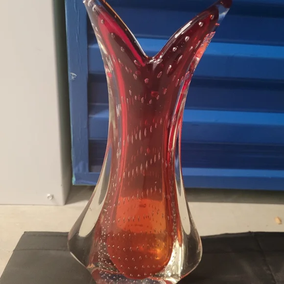 Glass are - Picture 2 of 2